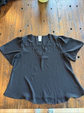 CAbi Black V-Neck Short Sleeve Blouse